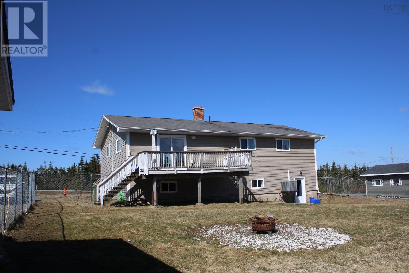 489 Little Harbour Road photo 2