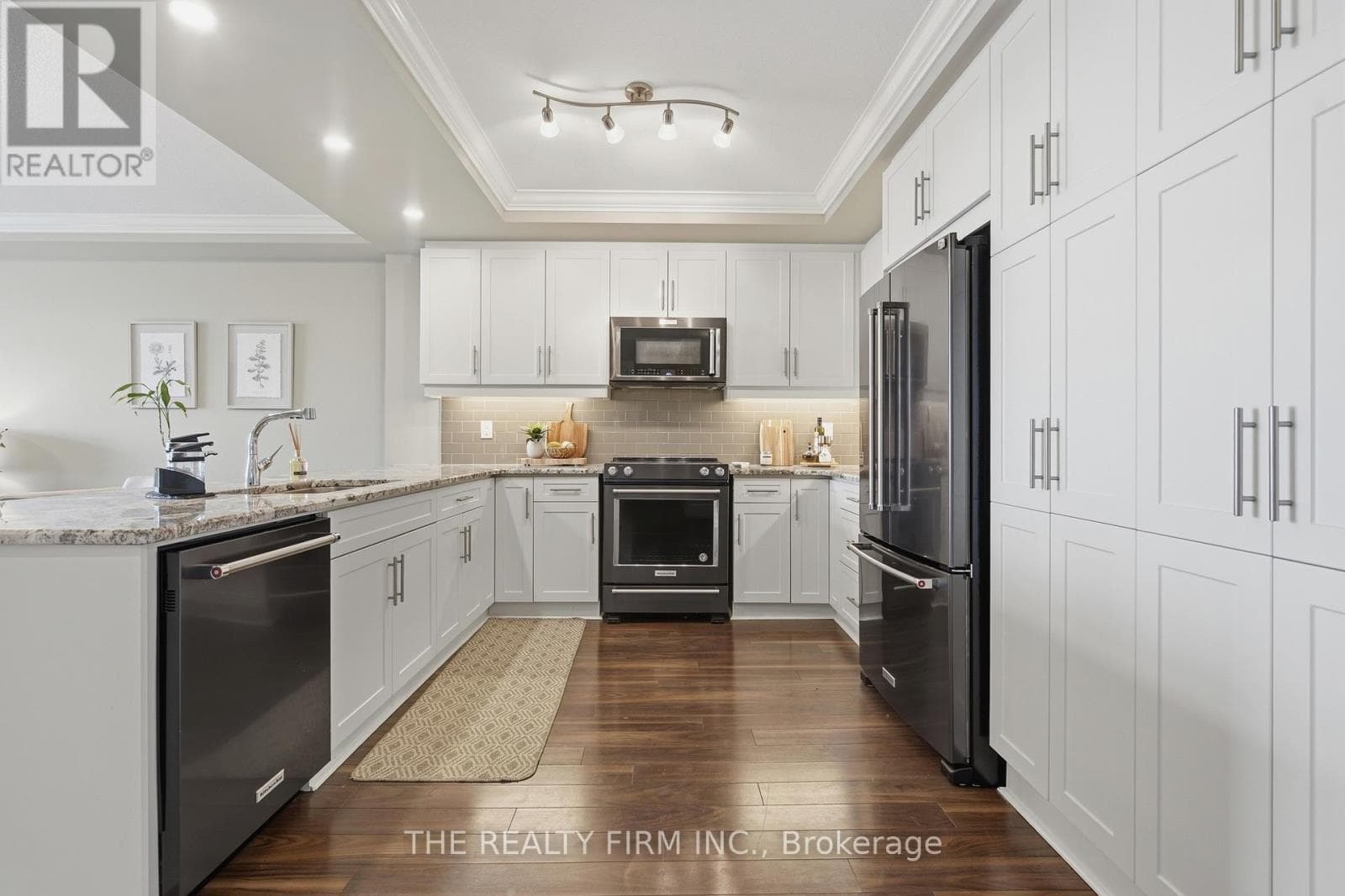 708 - 260 VILLAGEWALK BOULEVARD photo 5