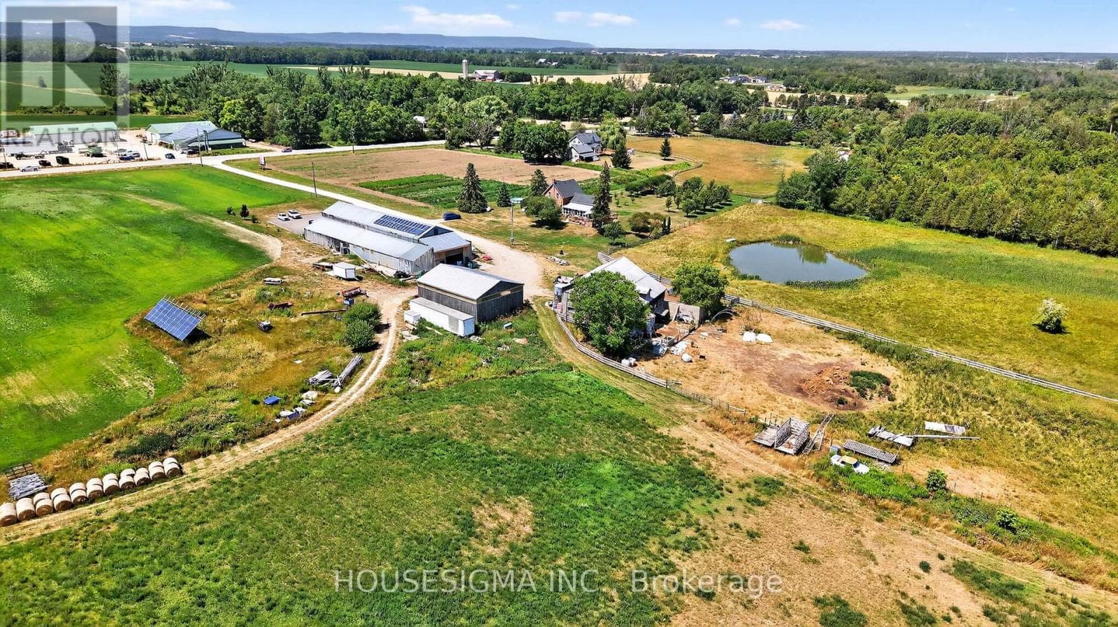 1617 42 COUNTY ROAD photo 2
