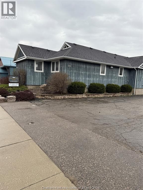 industrial at 211 St Clair STREET — $629,900