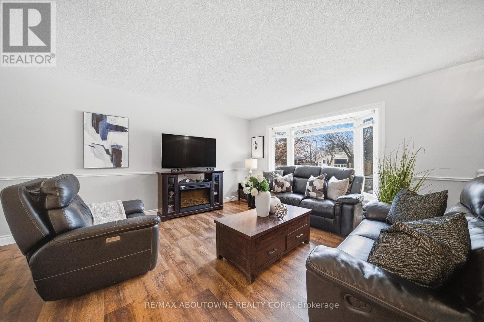 129 CULHAM STREET photo 4