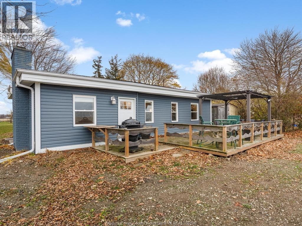 3 bed 1 bath single family at 1962 OCEAN LINE — $398,900