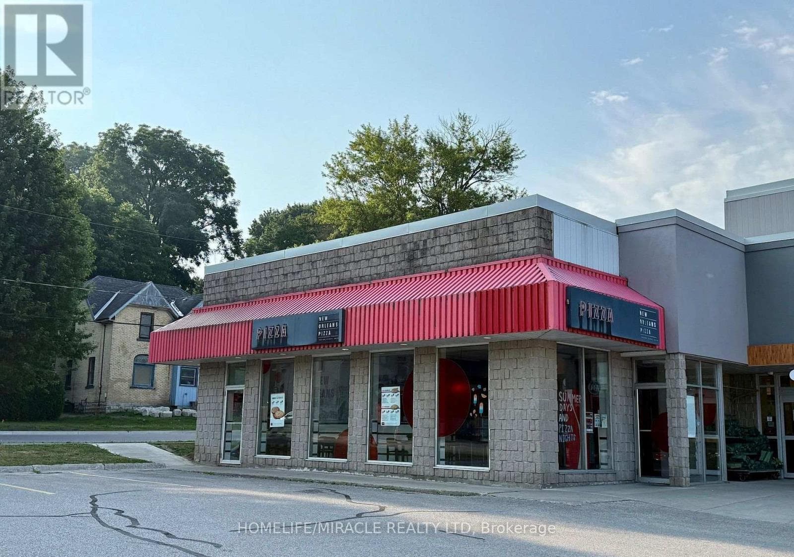 business at 84 WELLINGTON STREET S — $329,000