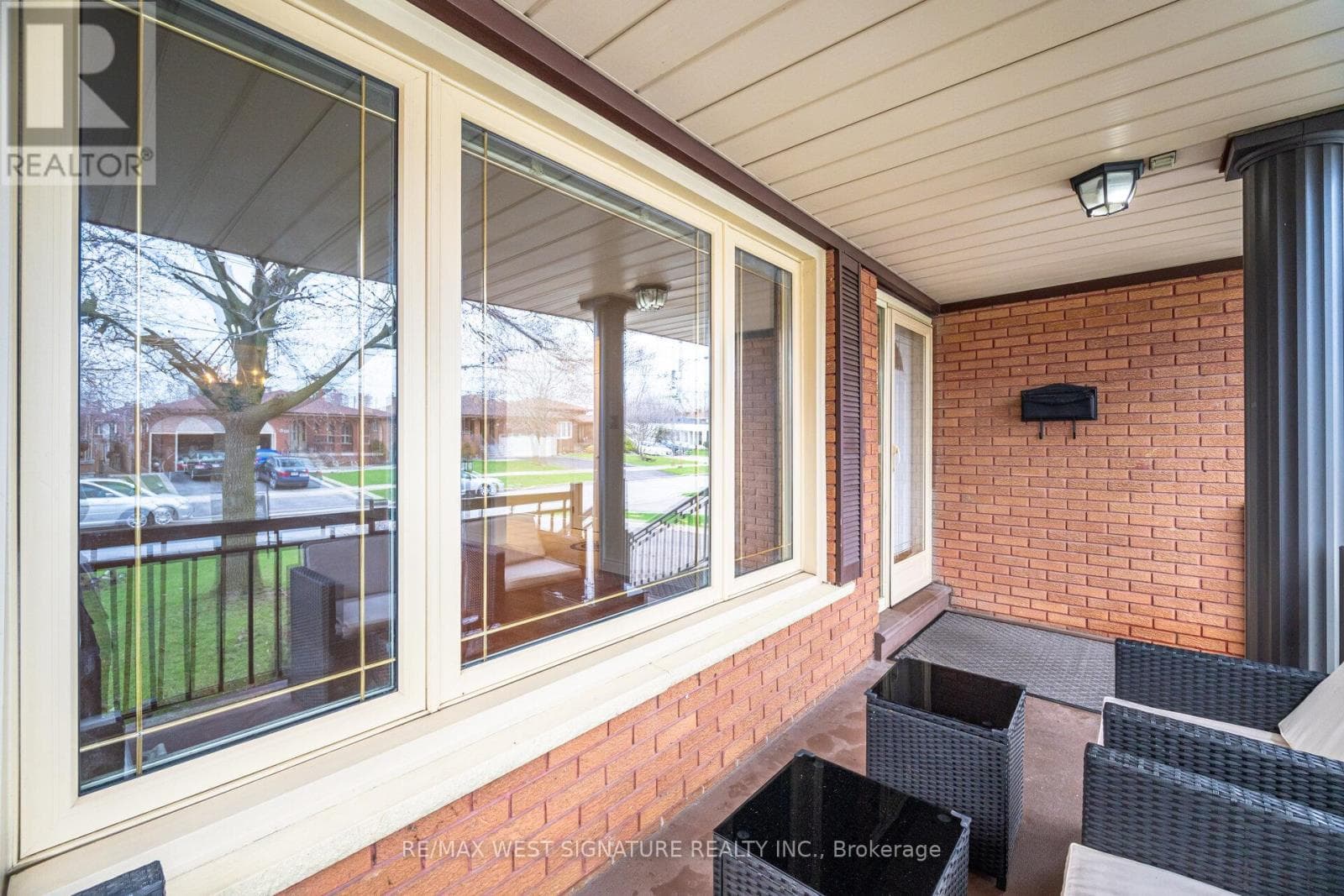 36 WINDSOR ROAD photo 2