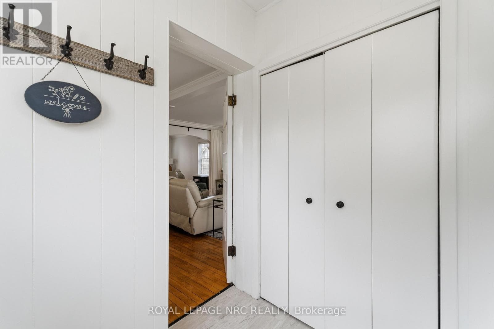 7 HIGHLAND GARDENS photo 5