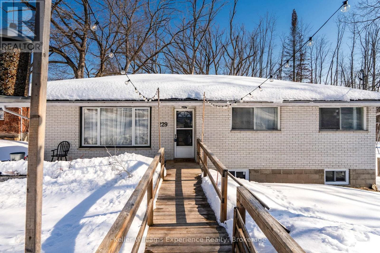 229 MOUNTAIN AVENUE photo 2
