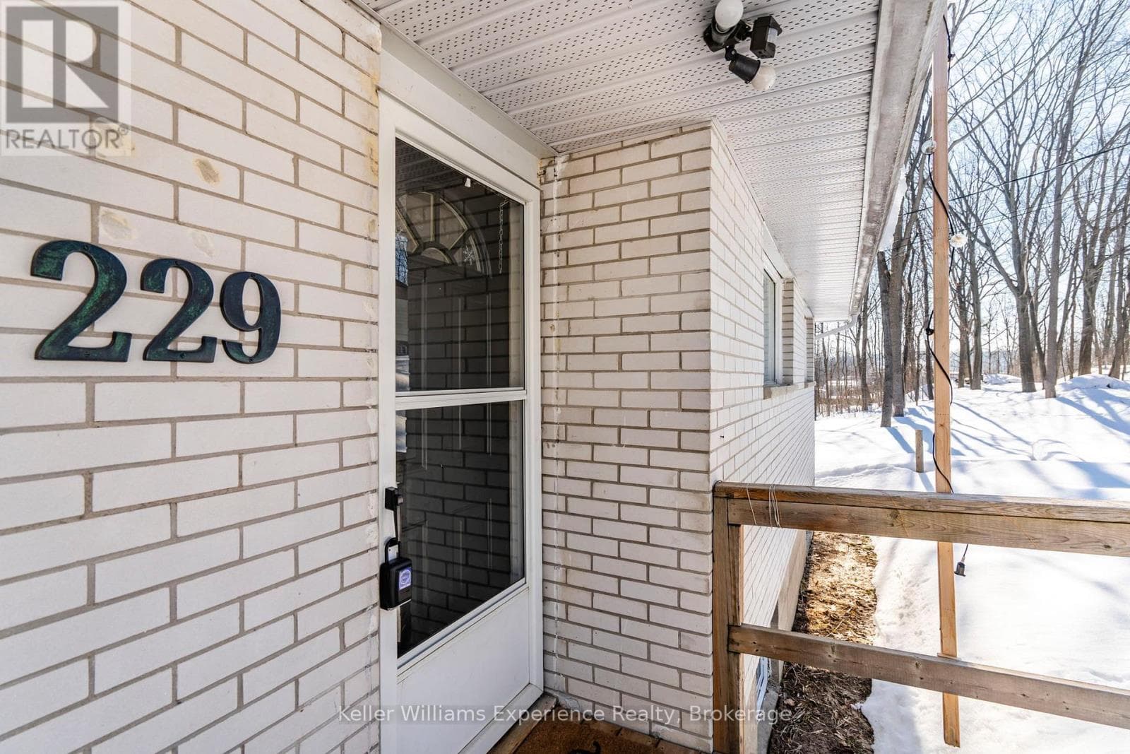 229 MOUNTAIN AVENUE photo 3