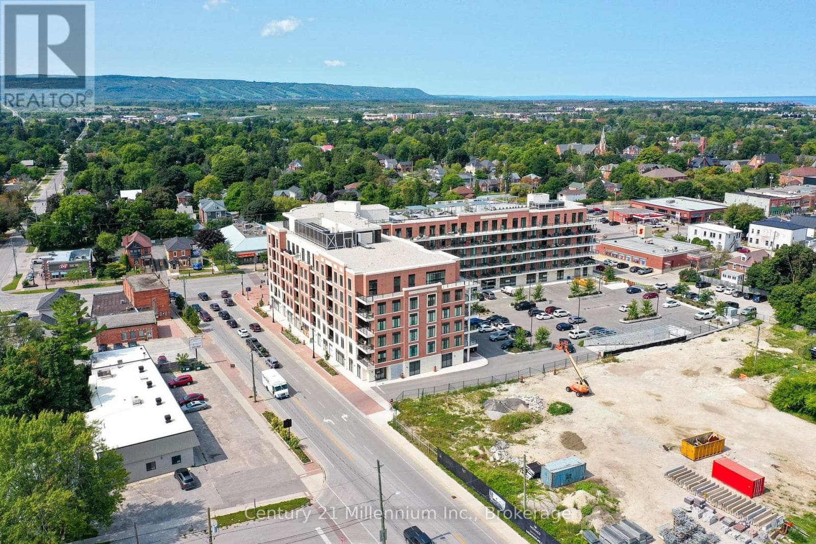 410 - 1 HUME STREET photo 4