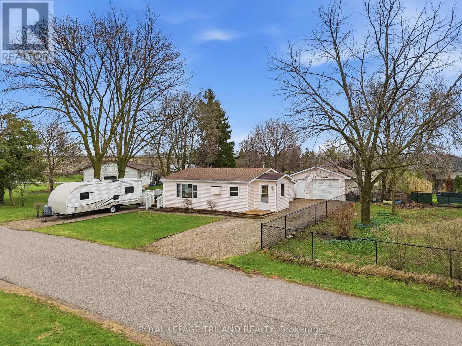 75 SHERRARD STREET photo 4
