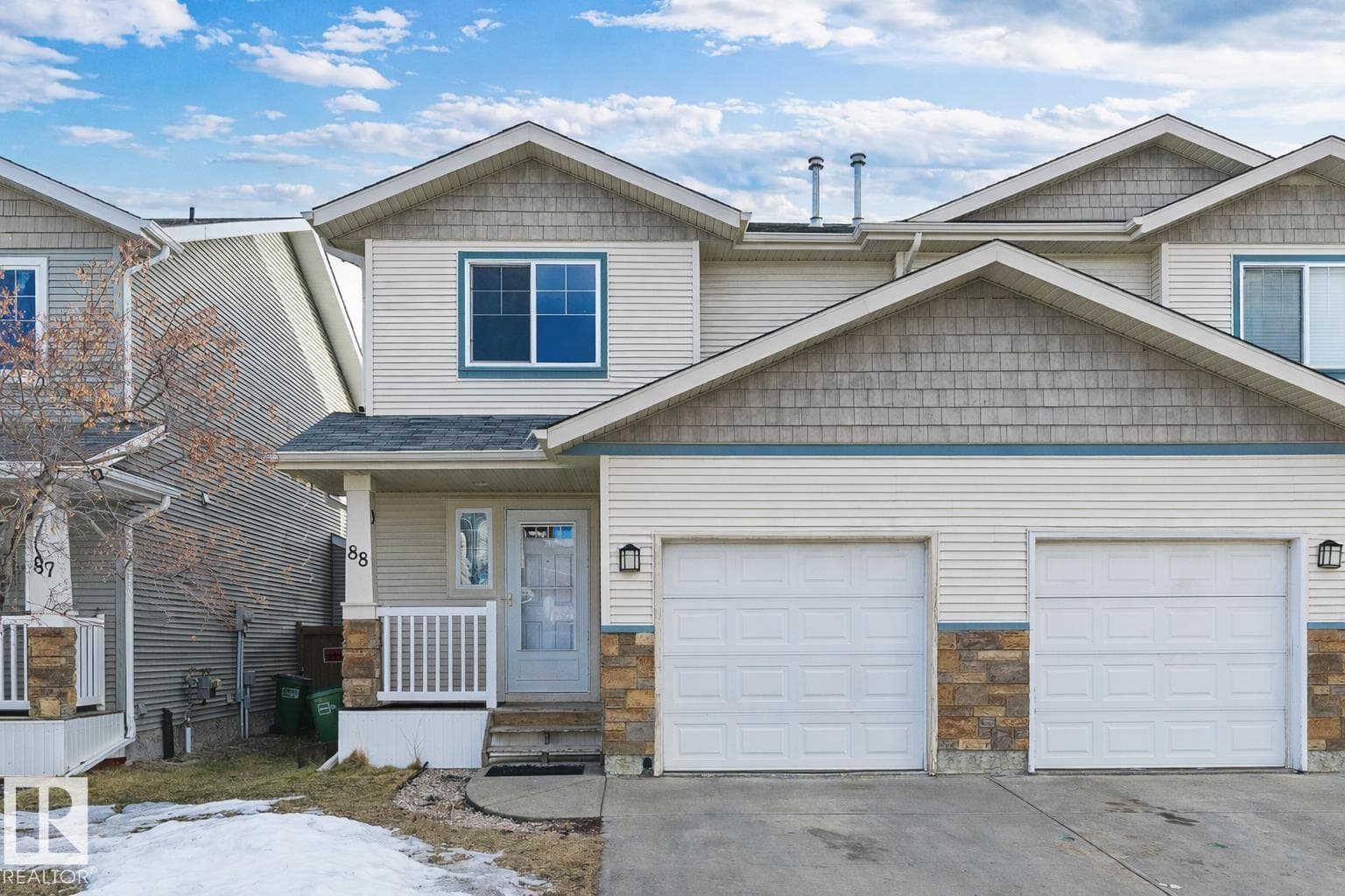 3 bed 2 bath single family at #88 14208 36 ST NW — $309,000