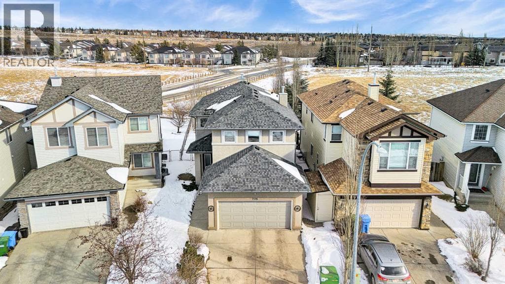 206 Tuscany Ravine Close NW photo 2