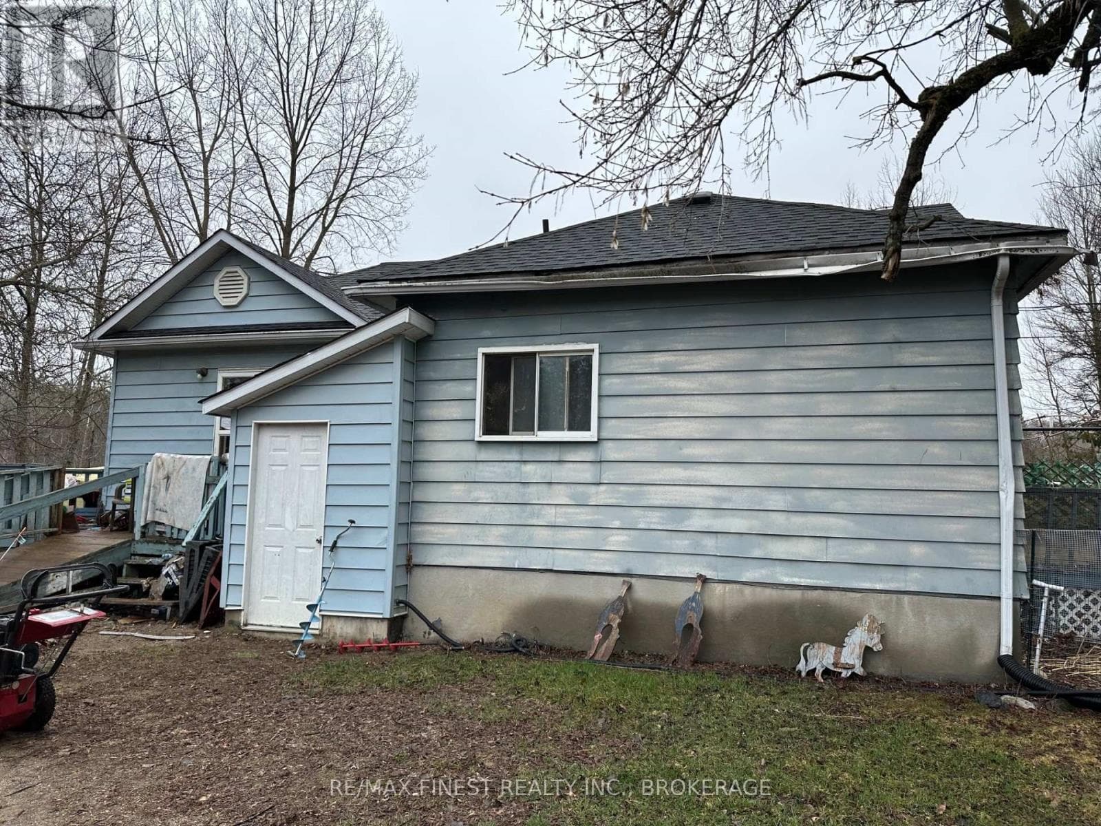 1440 A,B MOUNTAIN GROVE ROAD photo 3