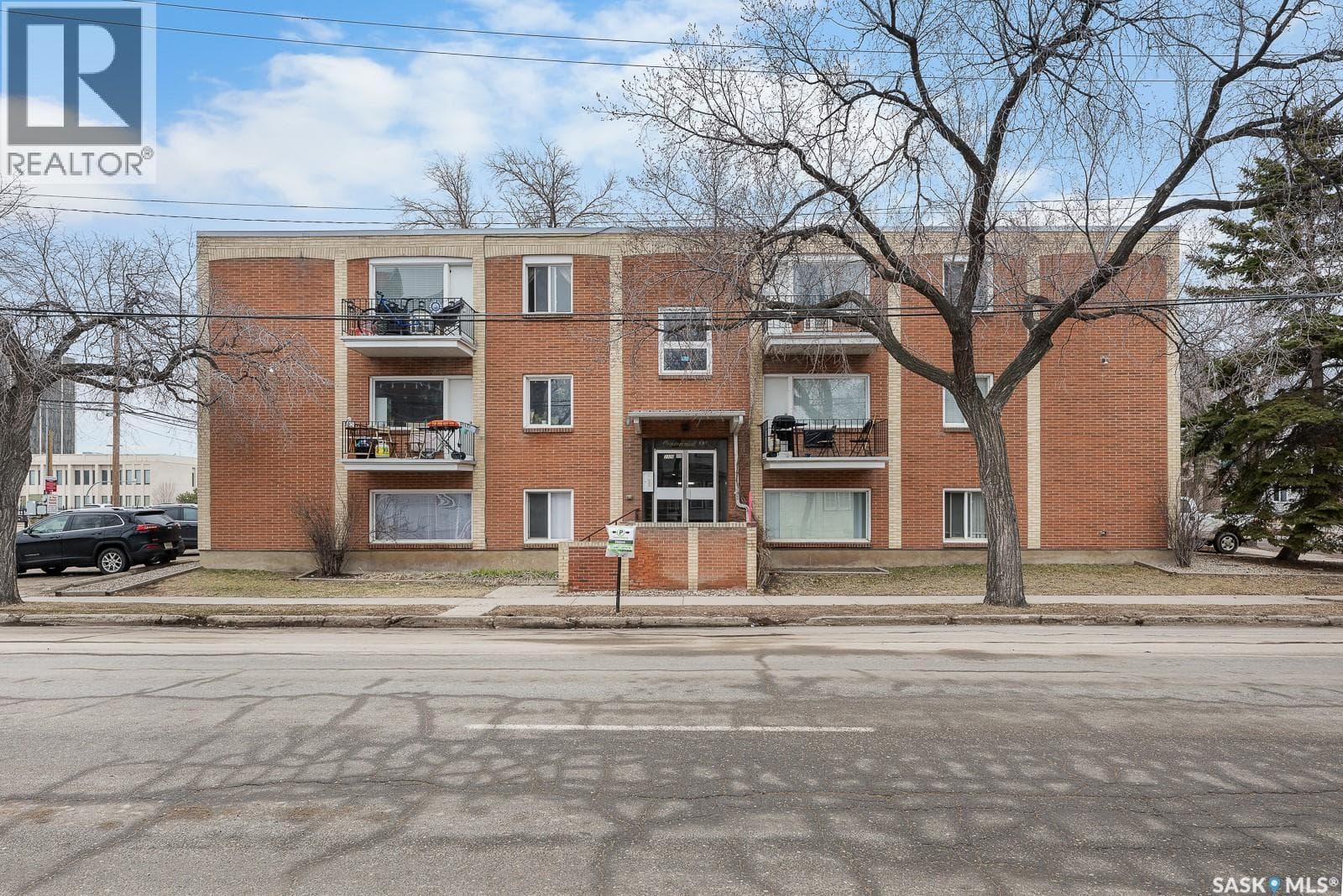 1 bed 1 bath single family at 9 2320 13TH AVENUE — $119,999