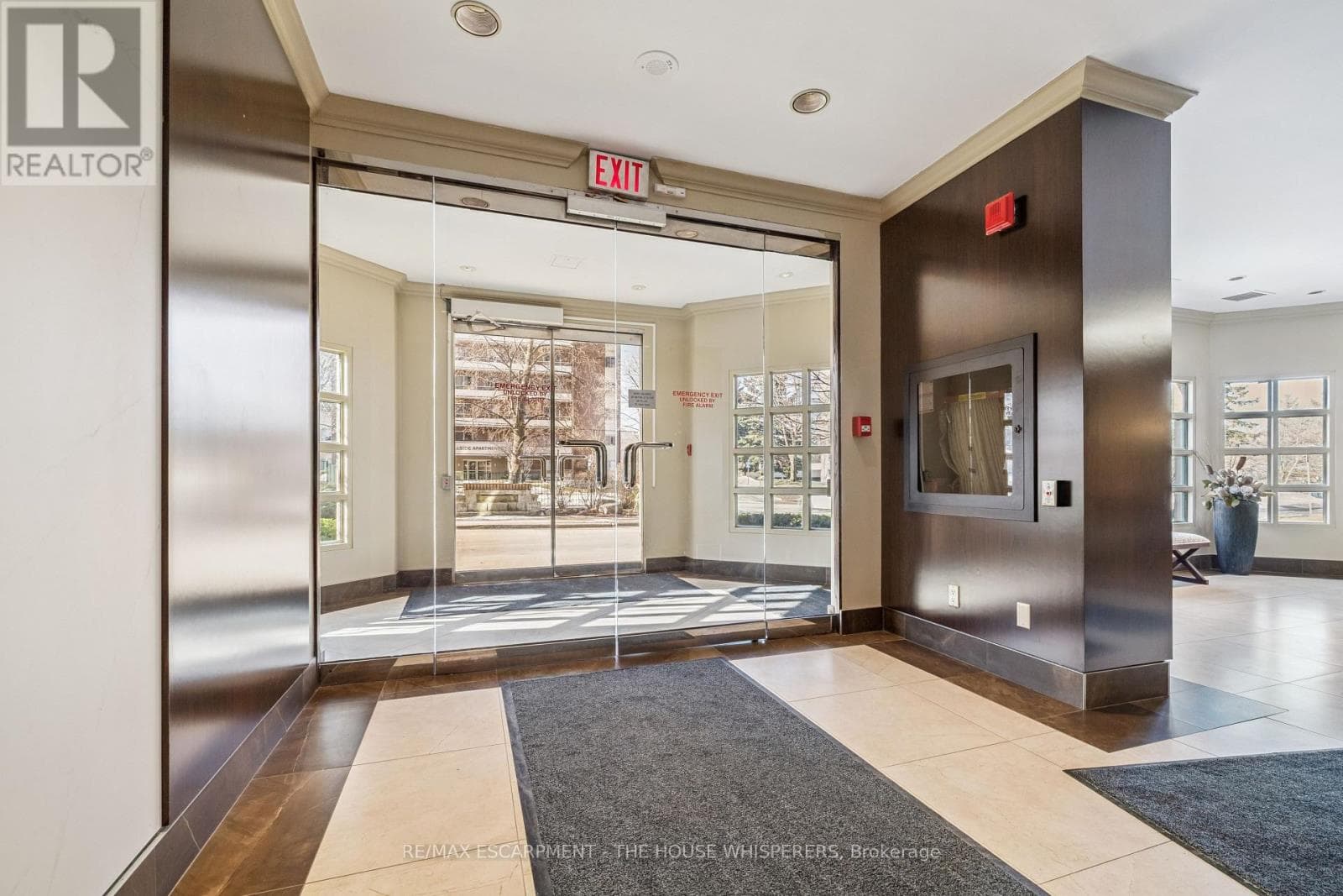 701 - 100 MILLSIDE DRIVE photo 5