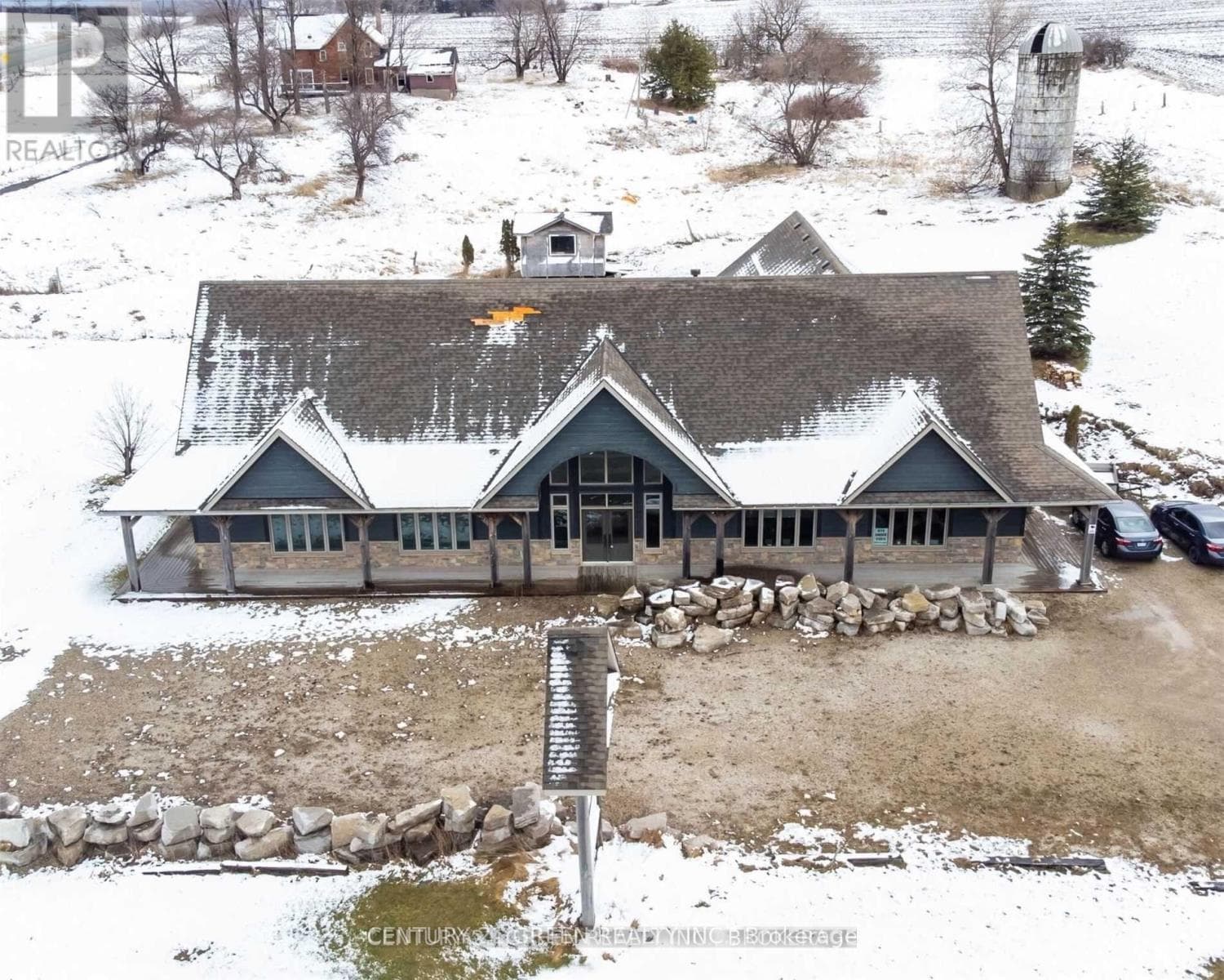 retail at 935689 AIRPORT ROAD — $1,999,000
