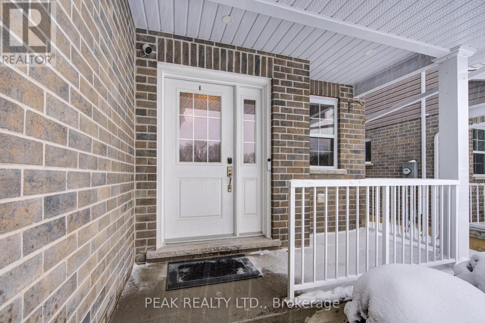 3 - 28 MINLER STREET photo 3