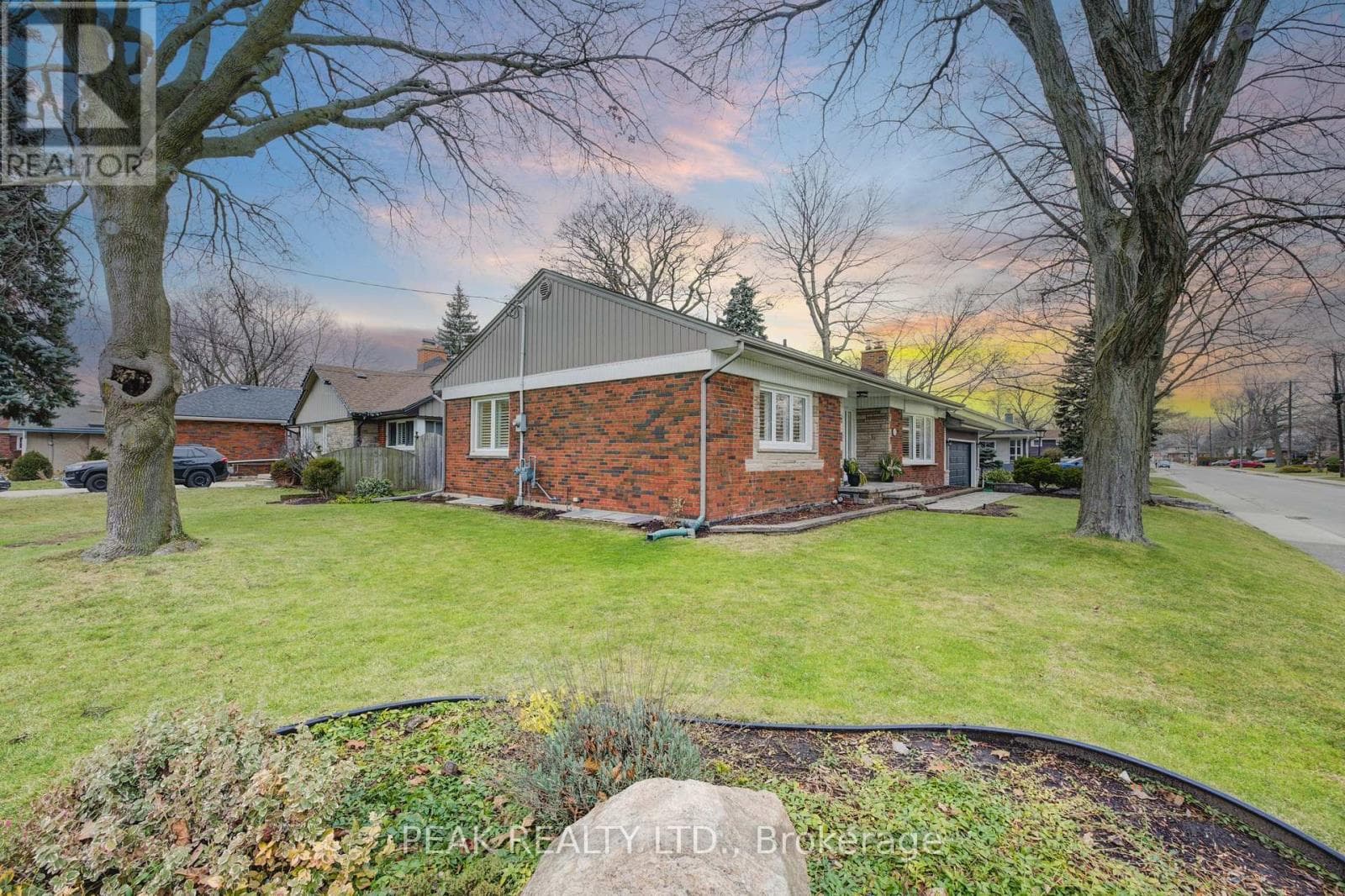 50 EDGEWOOD AVENUE photo 4