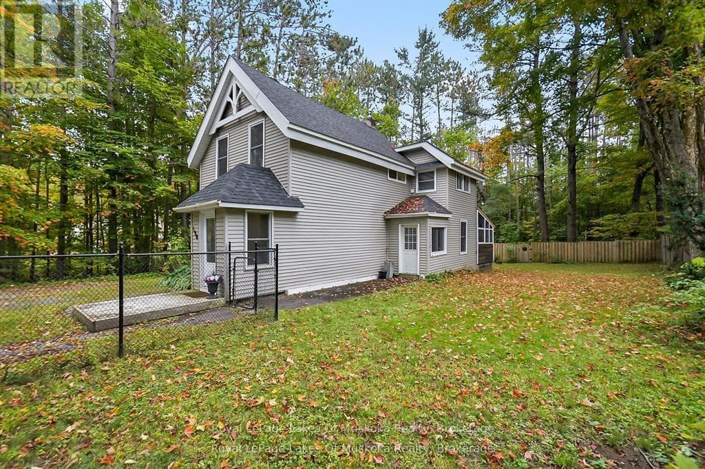 3 bed 1 bath single family at 190 MAPLE STREET — $589,000