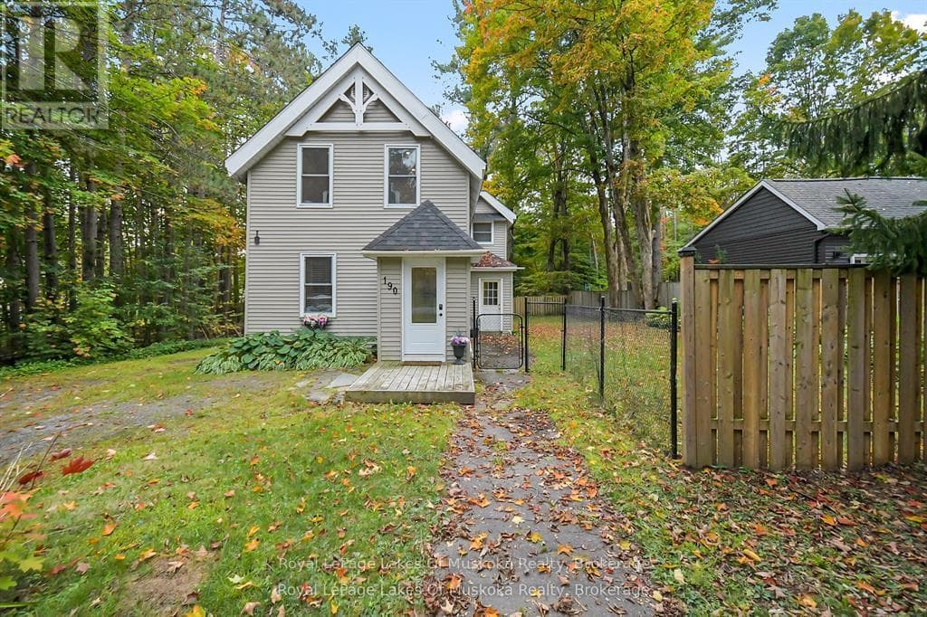 190 MAPLE STREET photo 4