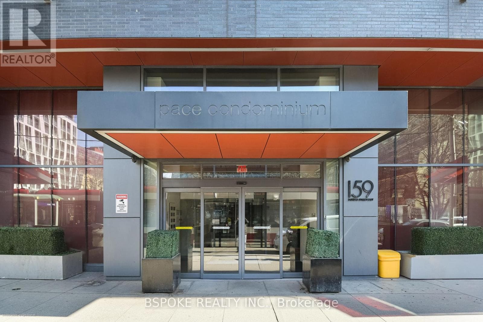 1204 - 159 DUNDAS STREET E photo 2
