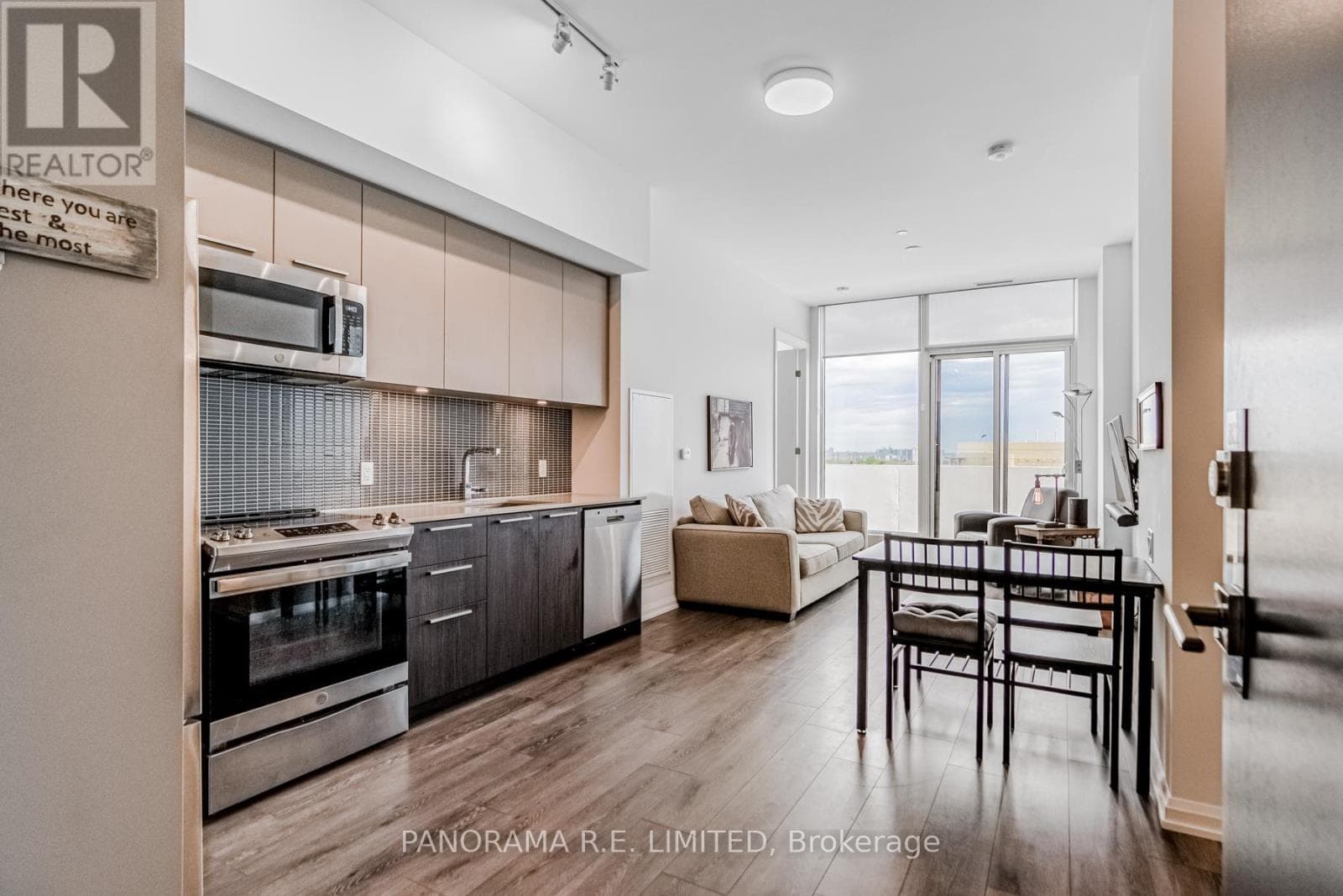 2 bed 2 bath single family at 802 - 4208 DUNDAS STREET W — $689,900