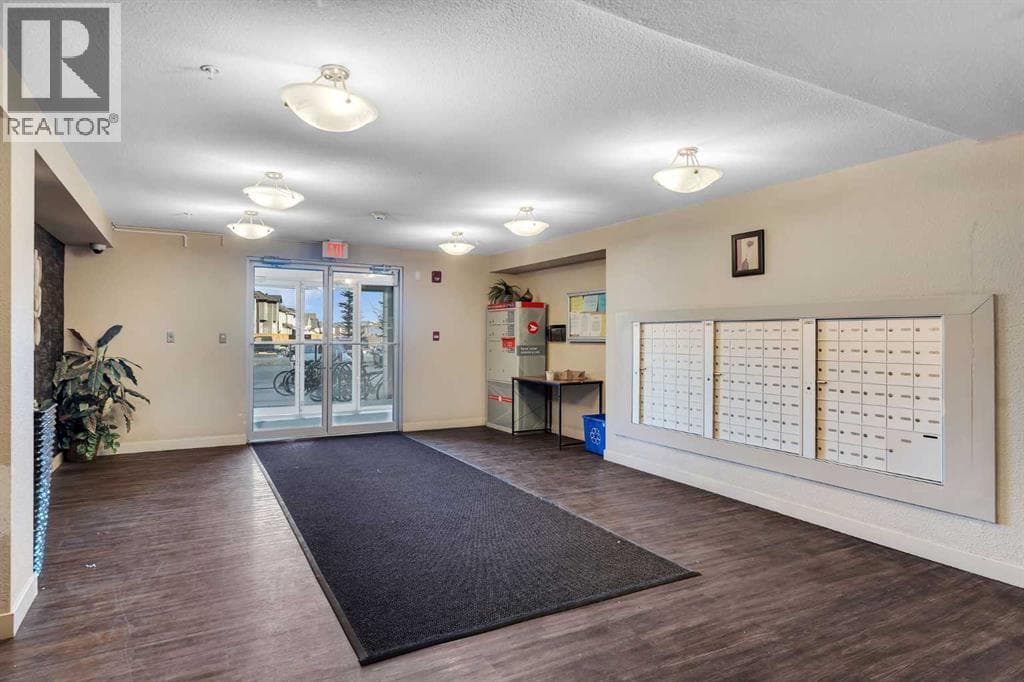 318, 7210 80 Avenue NE photo 4