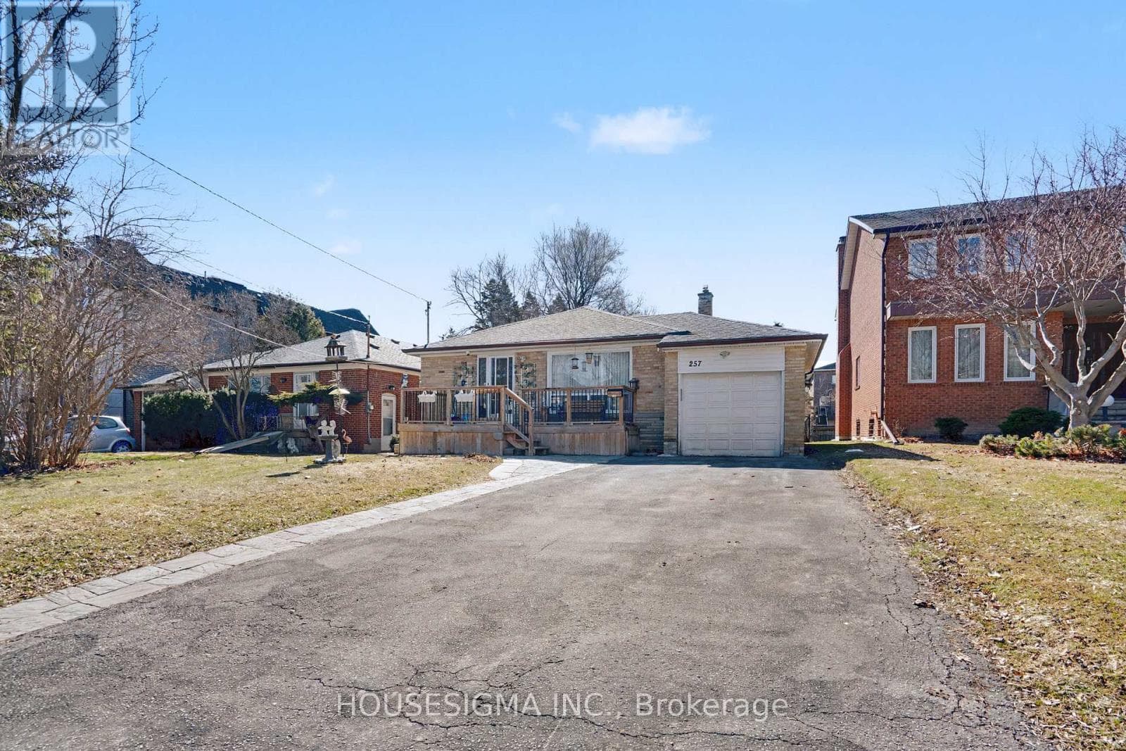 257 OLIVE AVENUE photo 2
