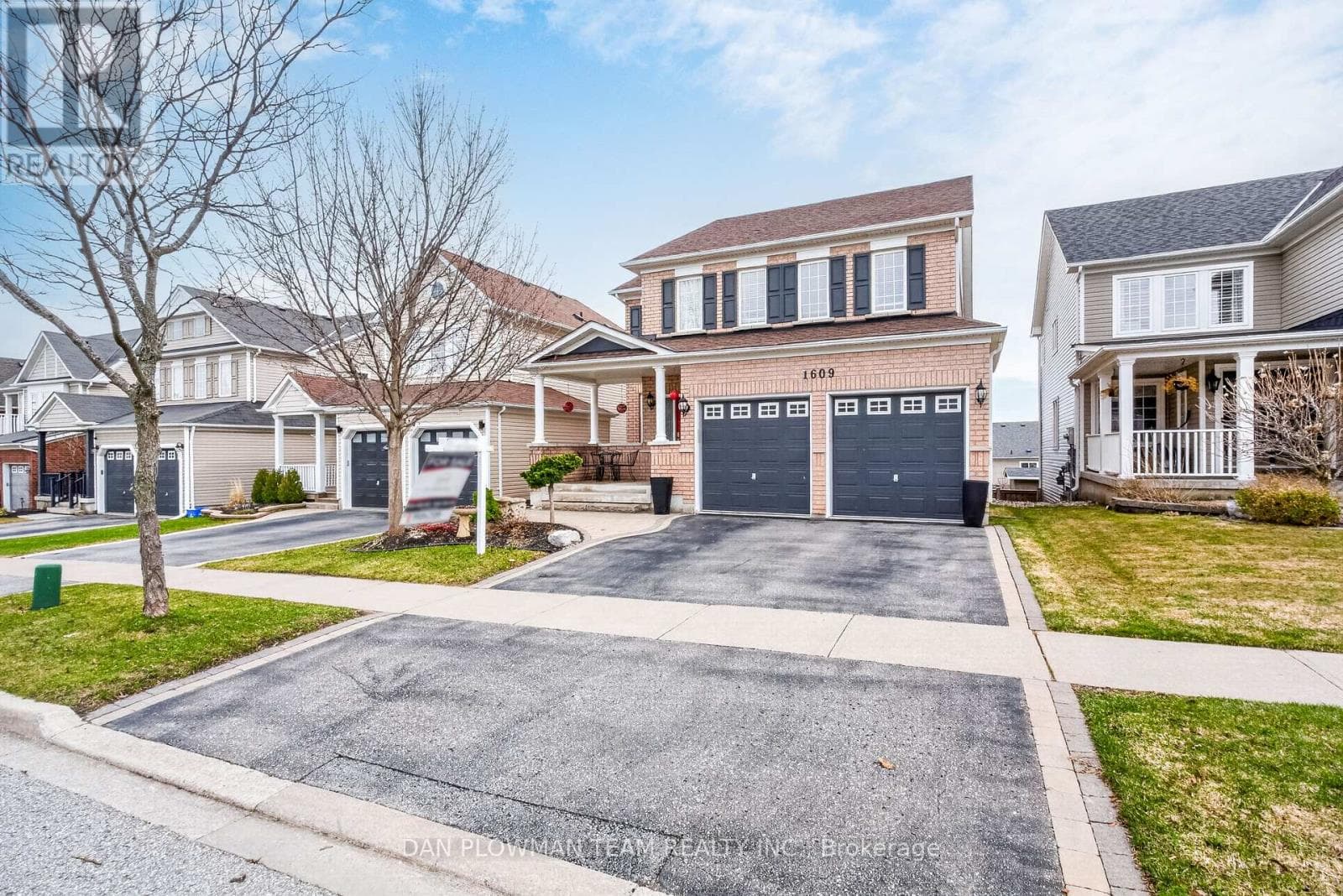 1609 BADGLEY DRIVE photo 2