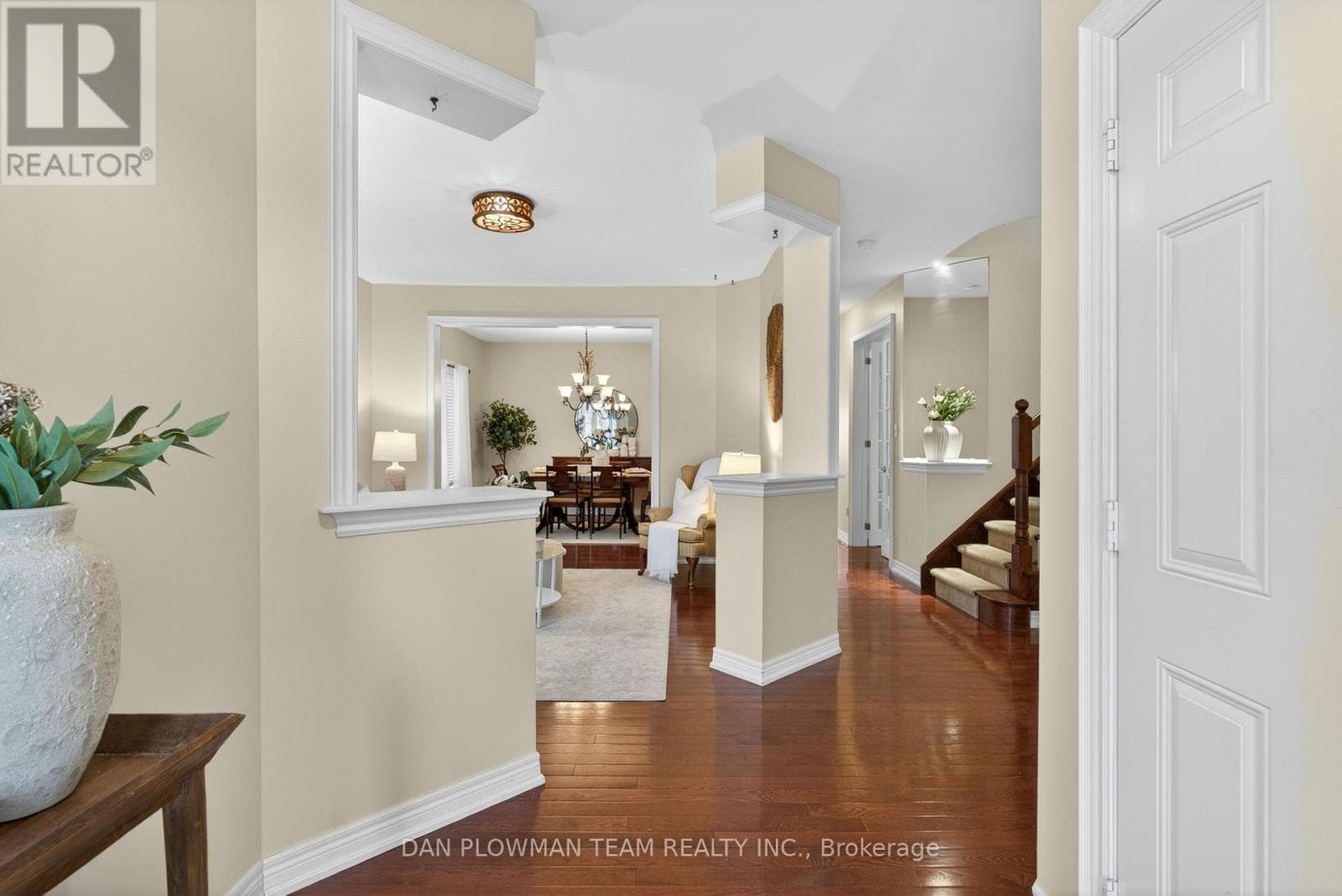 1609 BADGLEY DRIVE photo 4