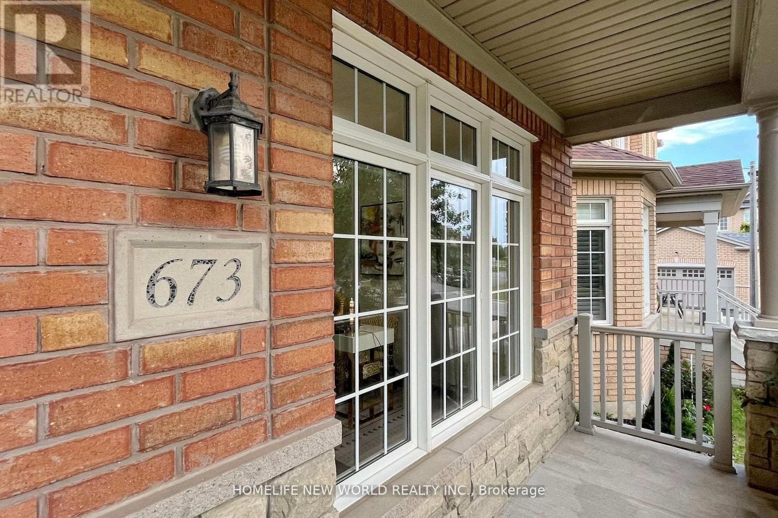 673 CORNELL ROUGE BOULEVARD photo 5