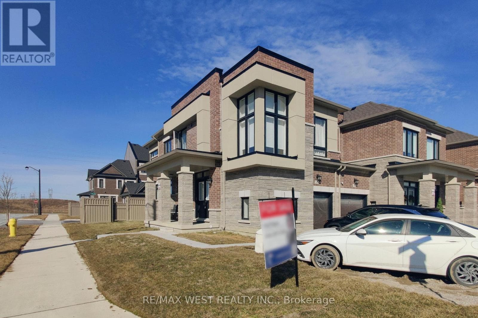 4 HALDIMAND STREET photo 3