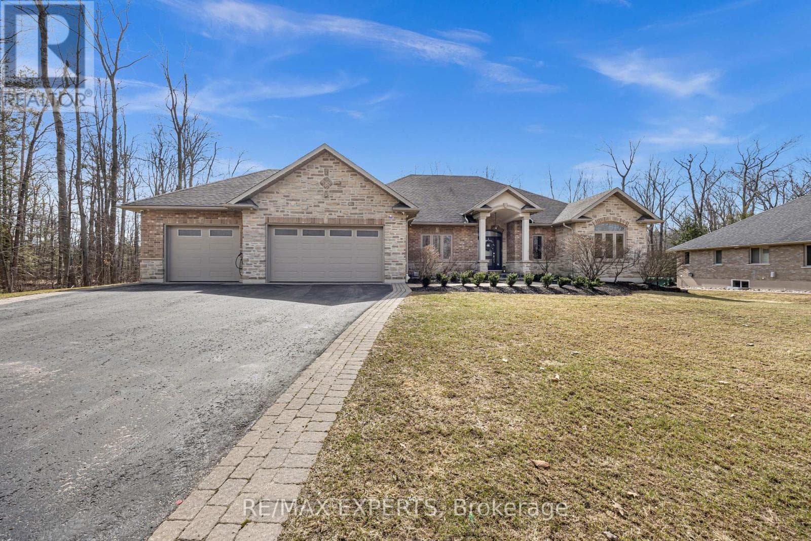 1215 SEADON ROAD photo 2