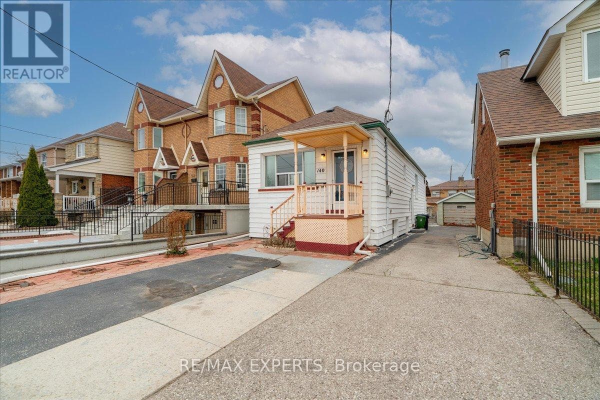 140 NORTHLAND AVENUE photo 2