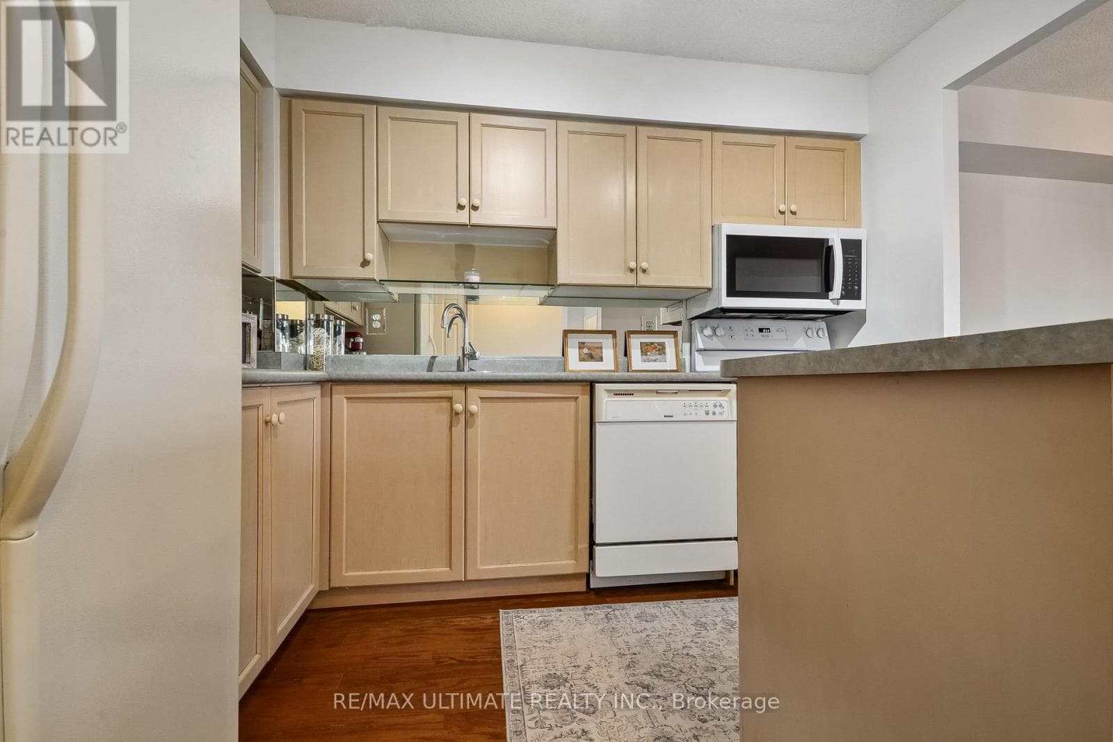 405 - 32 TANNERY STREET photo 5