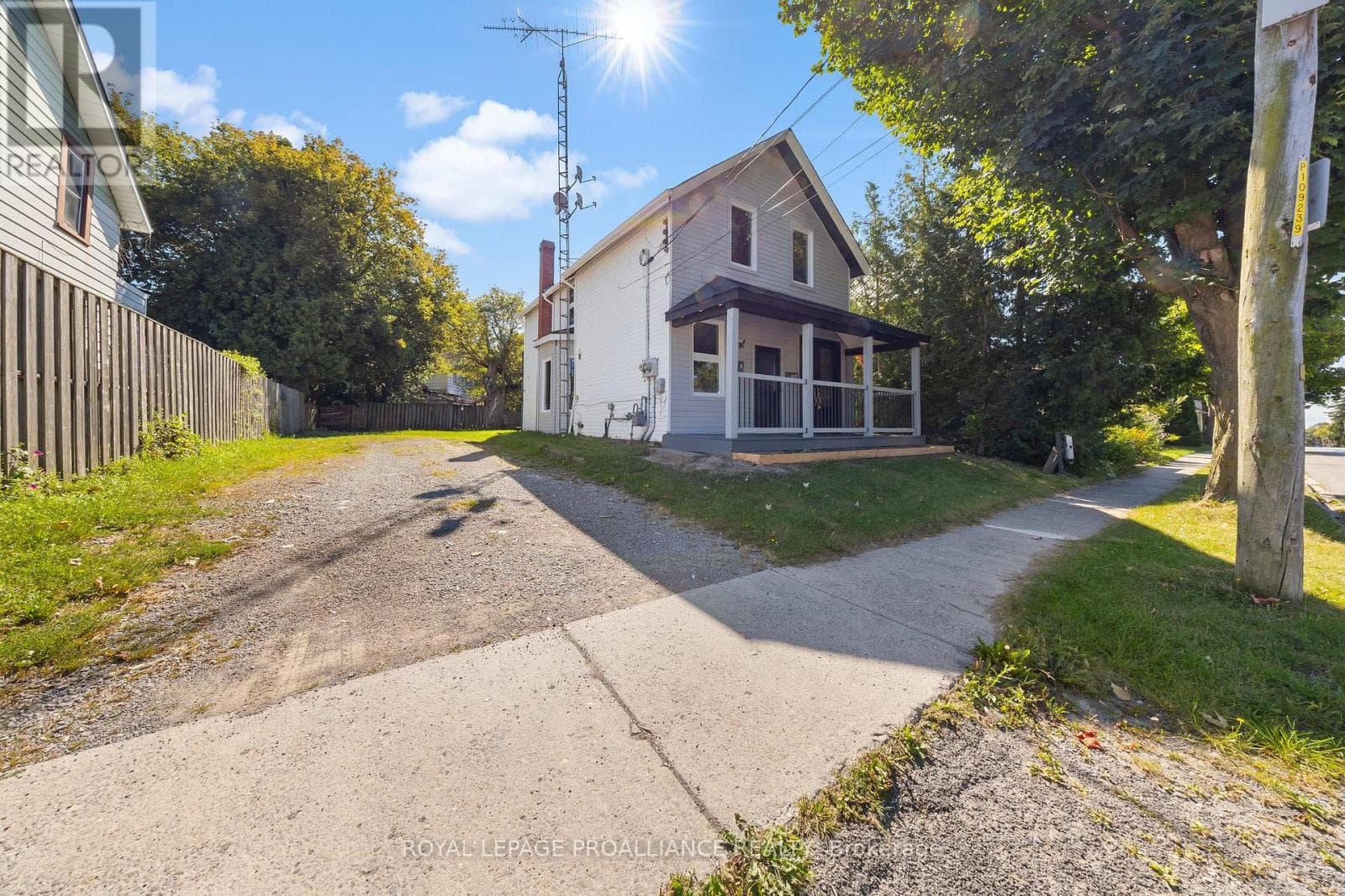 141 ONTARIO STREET photo 5