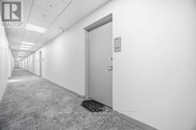 309 - 1101 LACKNER PLACE photo 4