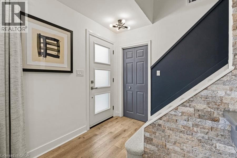 1373 ORCHARD Avenue photo 4