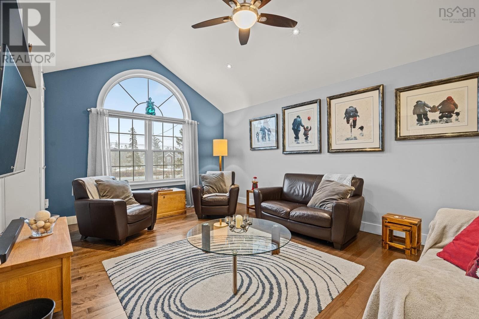 490 Celebration Drive photo 3