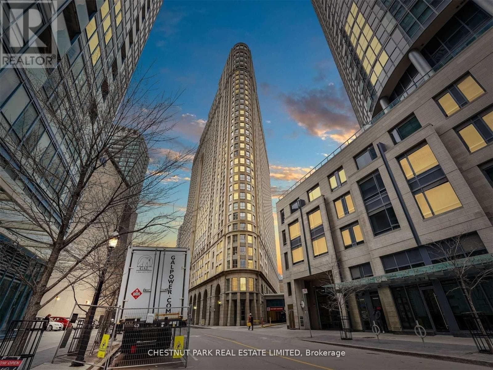 2 bed 1 bath single family at 2107 - 25 THE ESPLANADE — $719,000