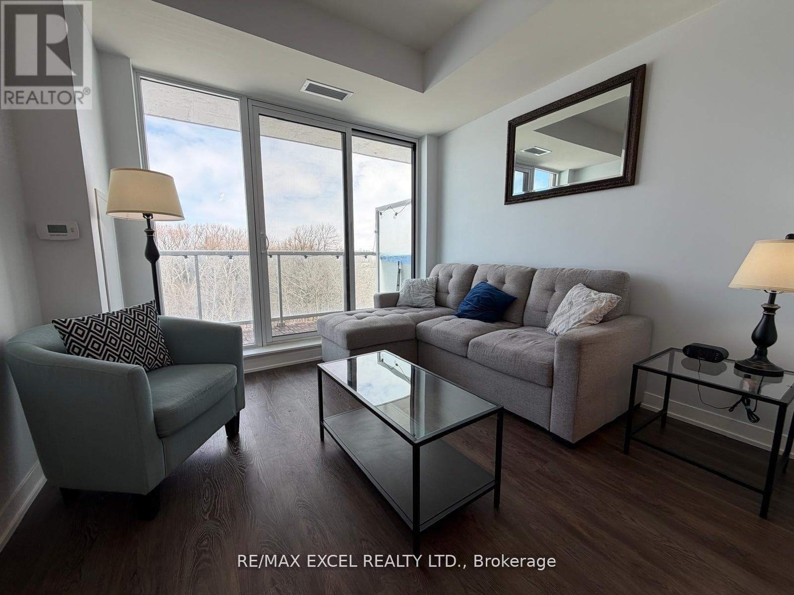 2 bed 2 bath single family at 407 - 6 DAVID EYER ROAD E — $499,900