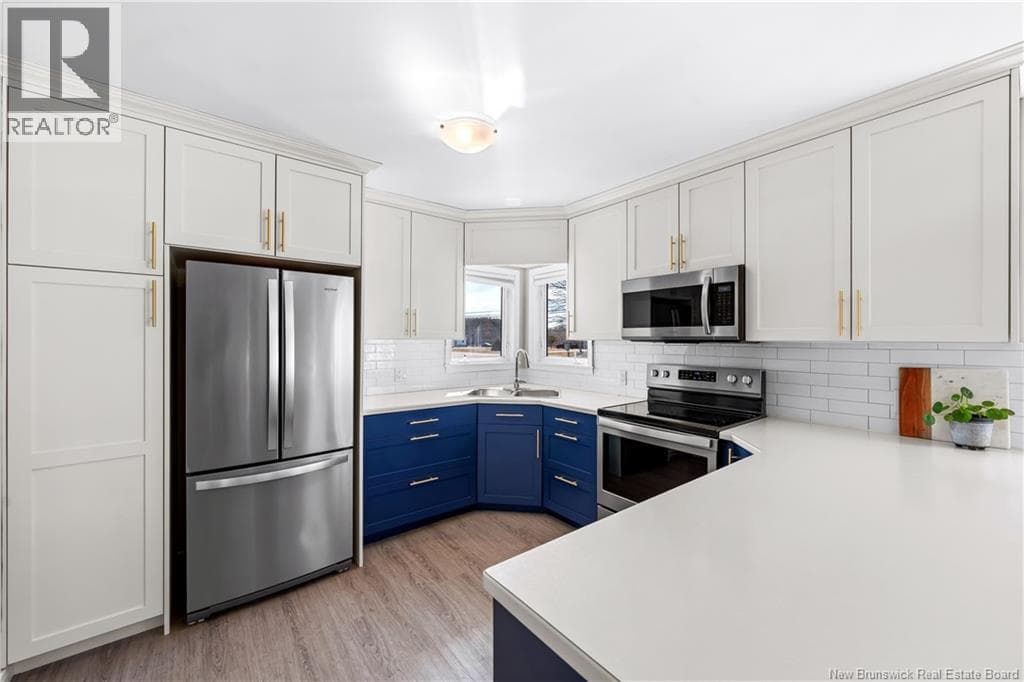 2260 Acadie Road photo 5