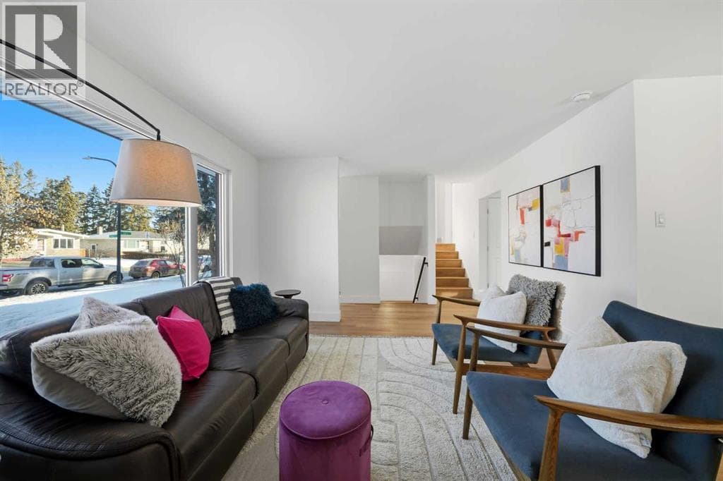 4225 33 Street photo 4