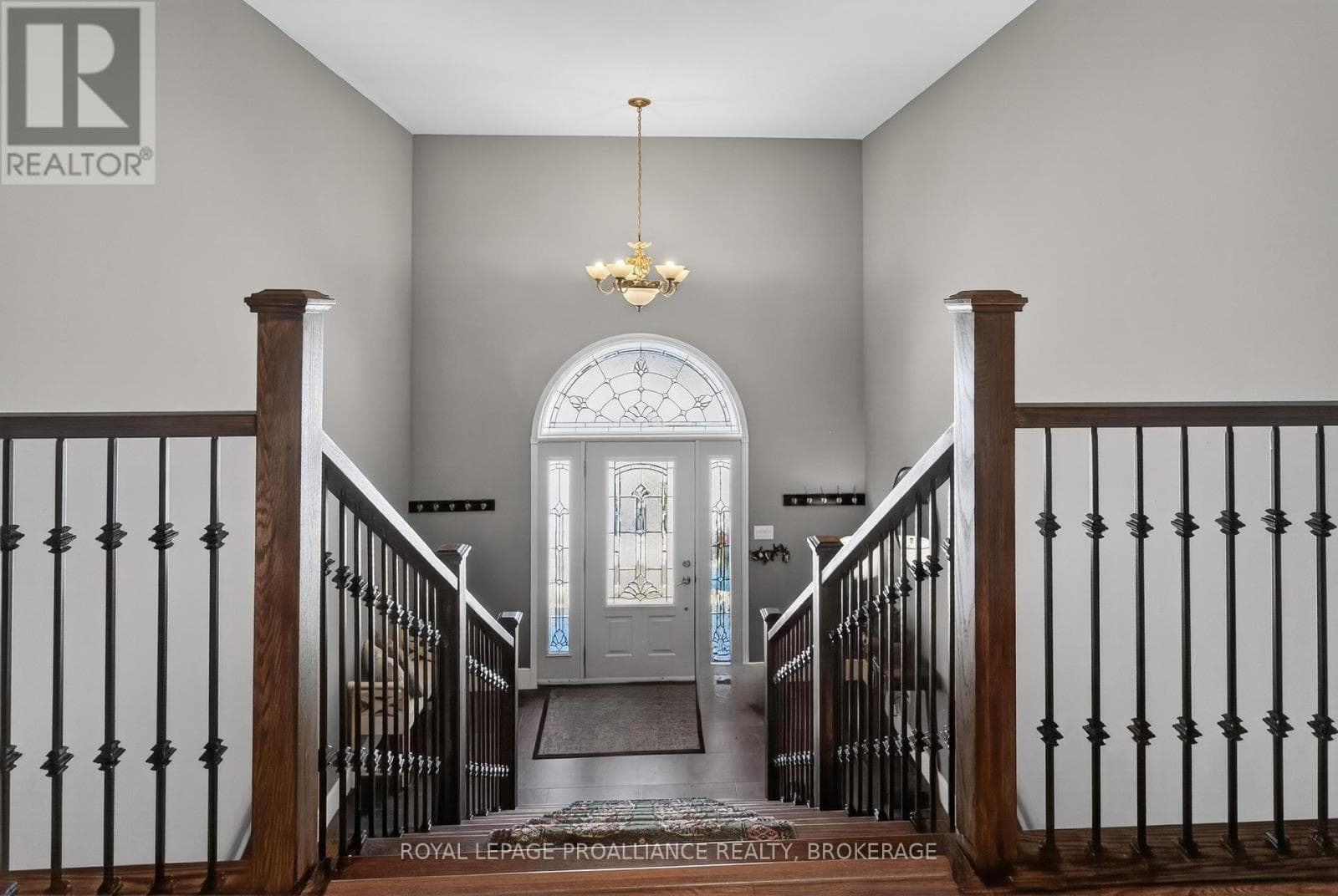 27 COLLINS DRIVE photo 5
