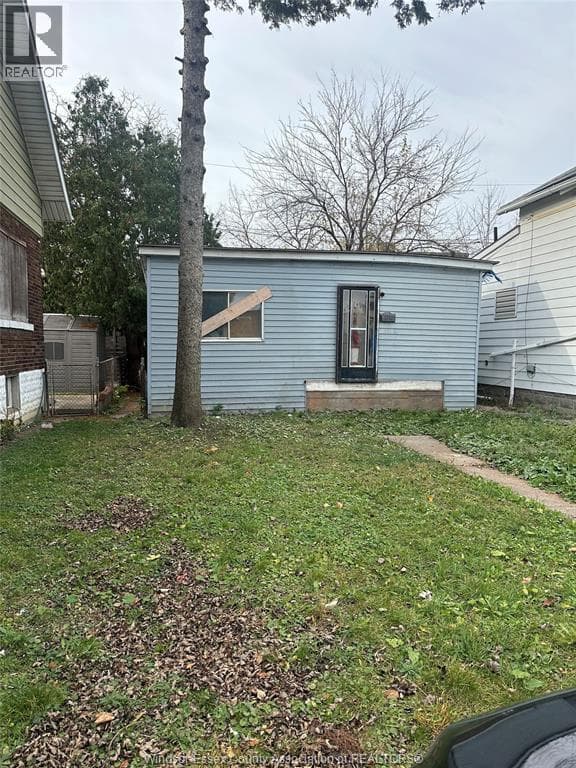 2 bed 1 bath single family at 1679 HIGHLAND — $199,000