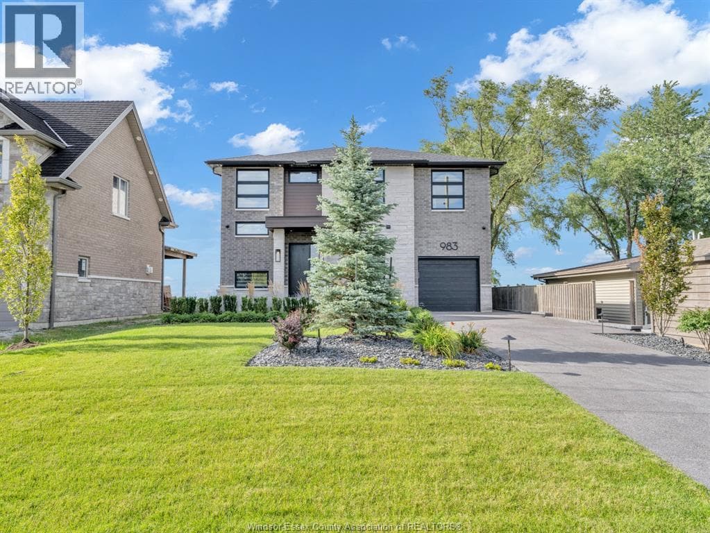 983 LAKESHORE PARK ROAD photo 4