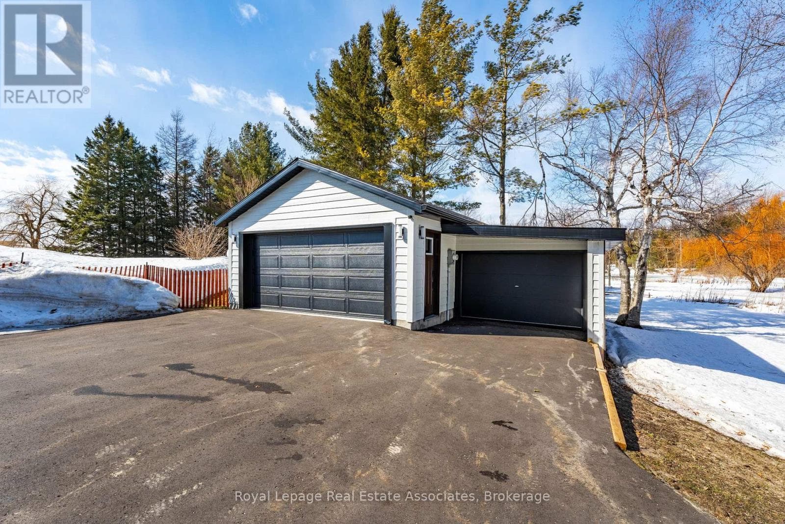 475352 COUNTY ROAD 11 photo 4