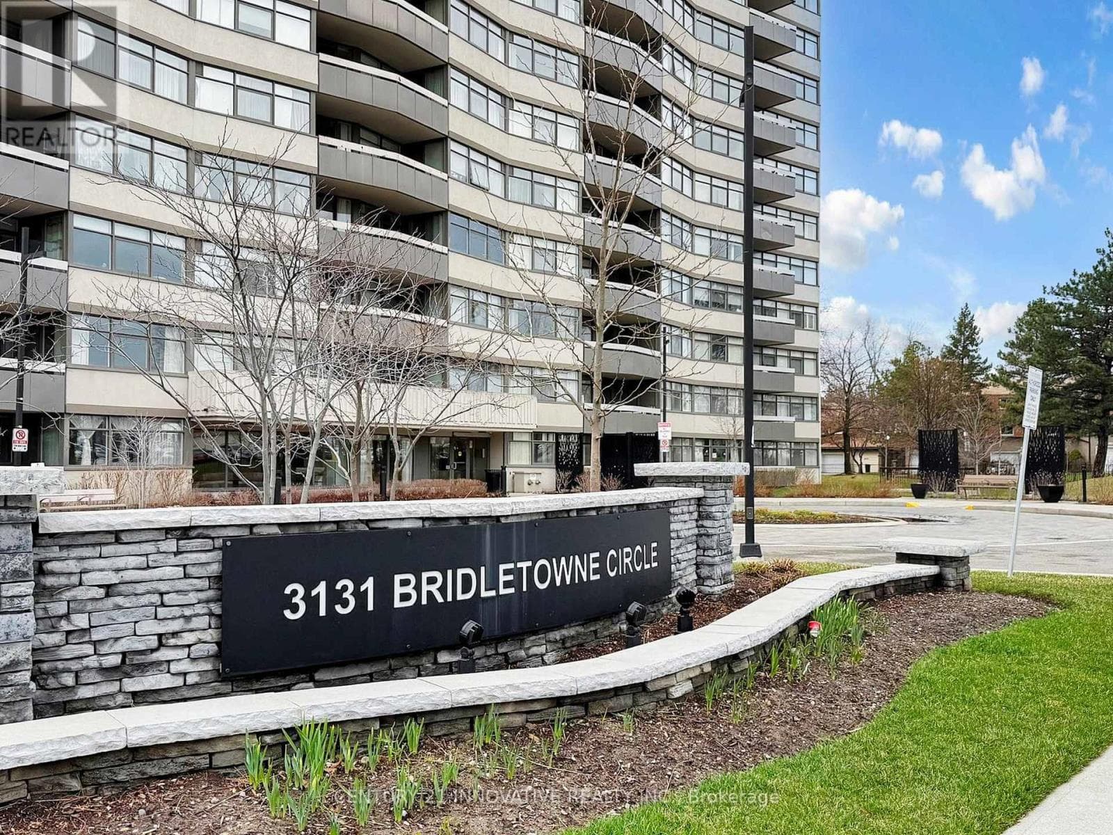 1702 - 3131 BRIDLETOWNE CIRCLE photo 2