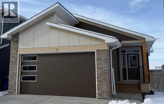 3 bed 3 bath single family at 554 Rivercrest View — $779,000
