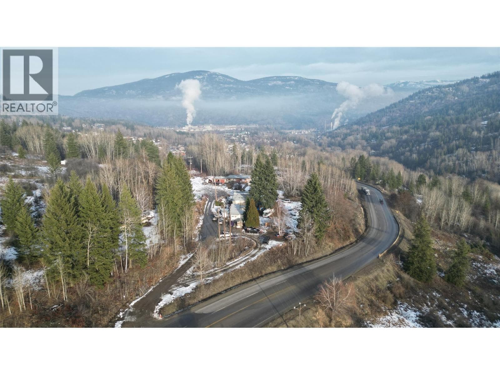 1381 3B Highway photo 3