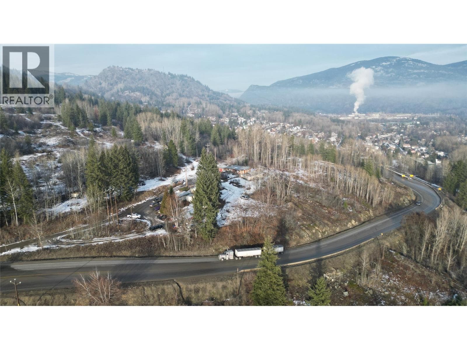 1381 3B Highway photo 4